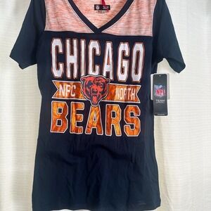 Chicago Bears NFL Women's V-Neck T-Shirt Size Small‎